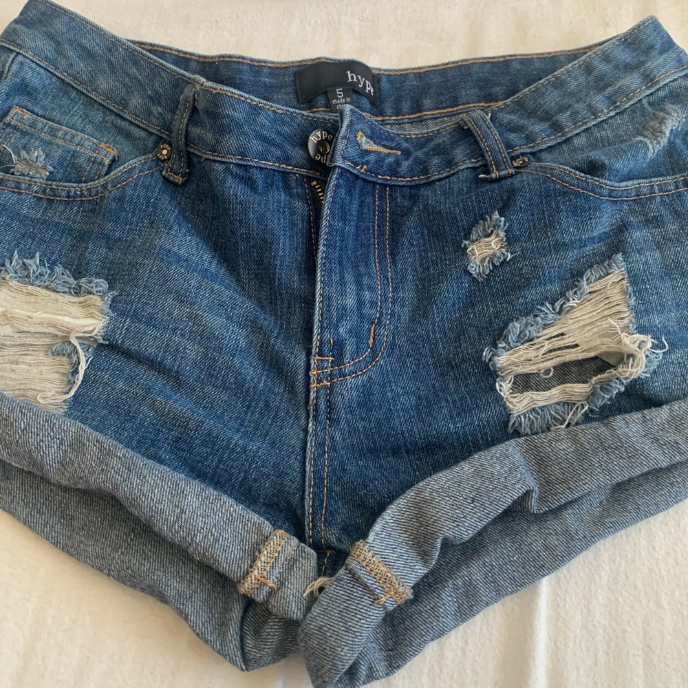 Hype distressed blue jean shorts size 5